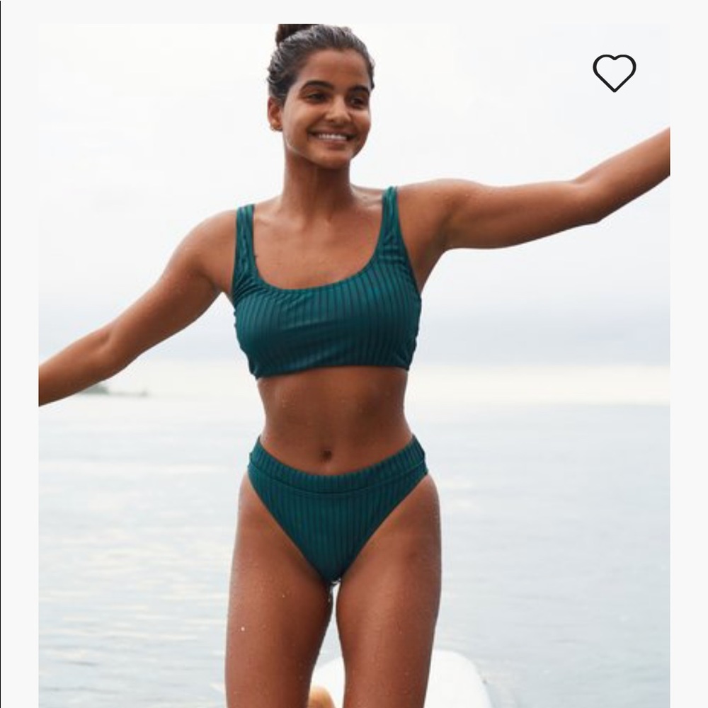 NWT Suns Out Maui Rider Bikini